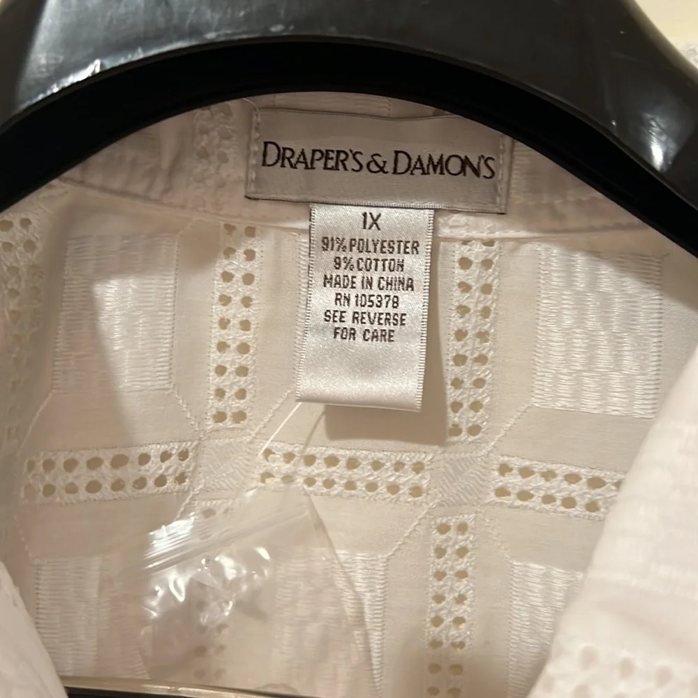 Draper’s & Damon’s White ¾ Sleeve Blouse - Picture 3 of 4